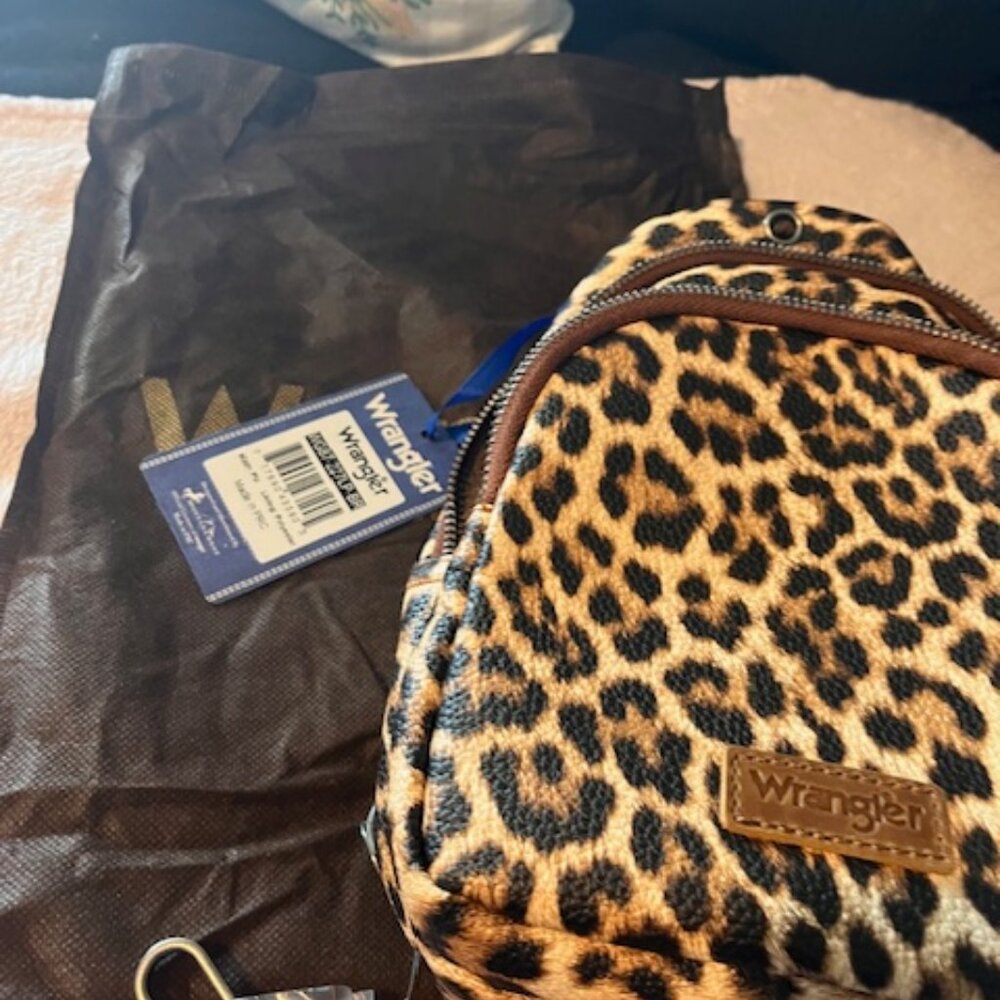WRANGLER ANIMAL PRINT MINI BACK PACK